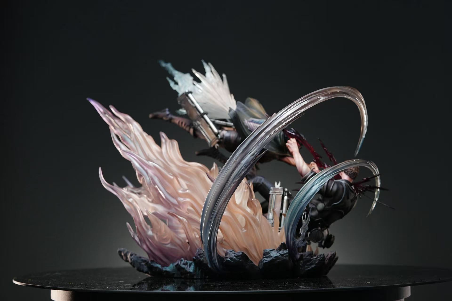 Sure Studio - Battle Series Levi Ackerman VS Reiner Braun Attack on Titan - Image 5